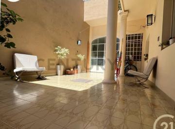 PH · 126m² · 5 Ambientes · Casa 5 Ambientes en Venta en Quinta Galli, Avellaneda