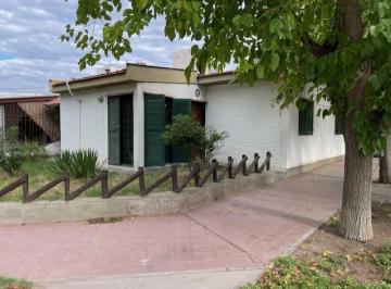 Casa de 4 ambientes, Las Heras · Barrio Cementista
