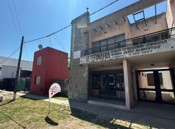 Casa · 150m² · 3 Ambientes · 3 Cocheras · Vivienda de Dos Dorm. y Local Comercial con Terreno