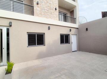 Departamento · 53m² · 3 Ambientes · 1 Cochera · Departamento en Alquiler - Caseros