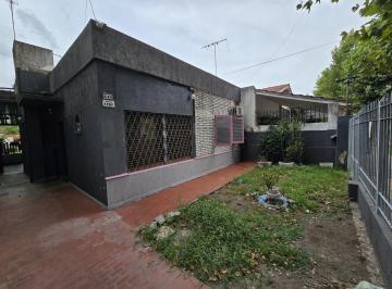 Casa · 145m² · 4 Ambientes · 1 Cochera · Casa en San Antonio de Padua