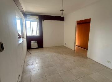 Departamento de 2 ambientes, Villa Pueyrredón · Amplio Departamento de 2 Ambientes Muy Luminoso!