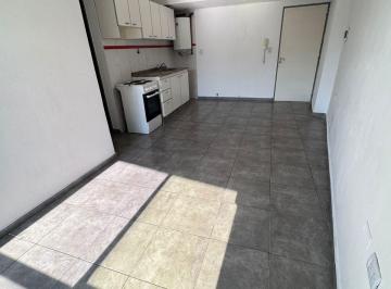 Departamento de 2 ambientes, Córdoba · Alquilo Dpto 2 Dorm en Altura Castro Barros