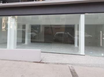 Local comercial · 100m² · Local en Alquiler, Gran Vidriera! Amplio Frente!