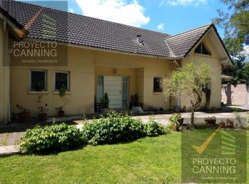 Casa · 430m² · 7 Ambientes · 2 Cocheras · Casa en Venta en Ezeiza