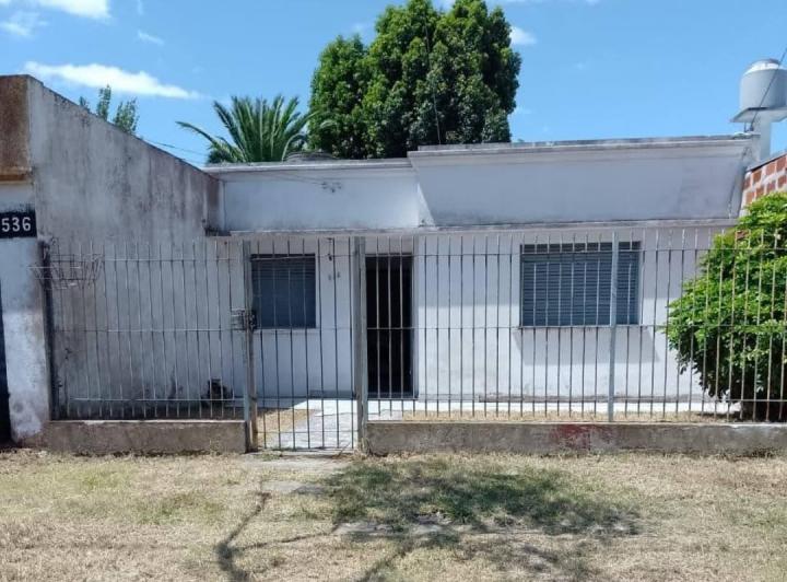 Terreno · 60m² · 4 Ambientes · 2 Cocheras