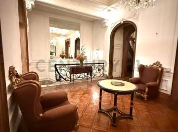 Hotel · 420m² · Venta de Hermoso Petit Hotel Estilo Francés Cerca del Teatro Colon