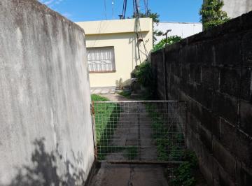 Casa de 2 ambientes, Villa Gobernador Gálvez · Alquiler