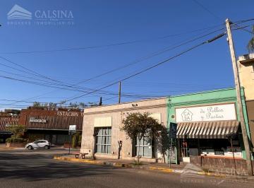 Local comercial · 110m² · Esquina Comercial Frente Al Polideportivo Villa Allende