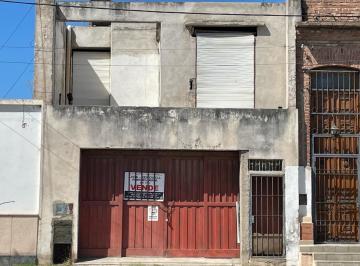 Bodega-Galpón , Córdoba · Oportunidad Única – Galpón con Oficinas y Terraza