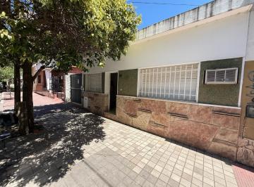 Casa de 3 ambientes, Córdoba · Alto Alberdi ★ Casa 3 Dorm + Depto ★ Excelente Zona!