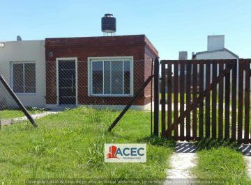 Casa · 57m² · 3 Ambientes · 1 Cochera · Venta - Casa - Tierra de Sueños 2 Roldán