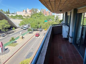 Departamento · 219m² · 4 Ambientes · 2 Cocheras · Nueva Córdoba * Frente Al Parque * Exclusivo Semipiso 3 Dorm * 2 Cocheras