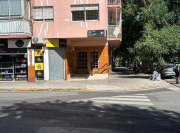 Departamento · 55m² · 3 Ambientes · Monte Castro 3 Amb Frente 2 Balcones Súper Luminoso! Excelente Vista!