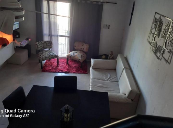 Casa · 118m² · 5 Ambientes · 2 Cocheras