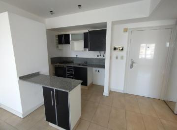 Departamento de 2 ambientes, Liniers · Luminoso E Impecable Depto de 2 Amb en Liniers! Bcon Al Frente y Cochera Cub!
