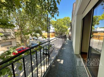Casa · 1m² · 5 Ambientes · 1 Cochera · Venta - Casa - Villa del Parque - 5 Ambientes