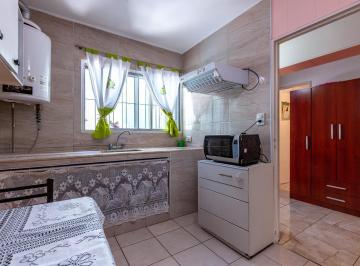 Casa · 110m² · 4 Ambientes · Venta/permuta - 2 Casas Una Pb de 2 Dorm. y Otra Pa de 1 Dormitorio. Zona Sur, Rosario.