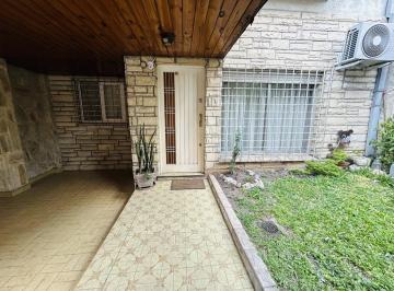 PH · 118m² · 4 Ambientes · 1 Cochera · Venta PH en Villa Pueyrredón Frente - Jardin - Cochera - Patio - Terraza - Quincho - Parrilla