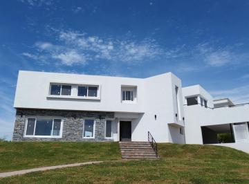 Casa · 228m² · 7 Ambientes · 4 Cocheras · Casa en Alquiler - La Reserva Cardales