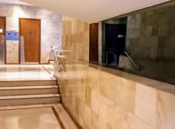 Garage · 10m² · Cochera en Monserrat