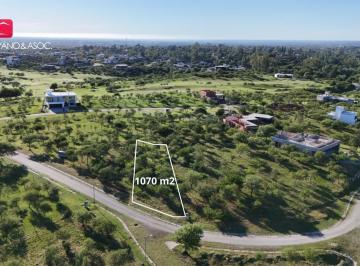 Terreno · 1070m² · Oportunidad - Lote Vista a Las Sierras - Alta Gracia Country Golf