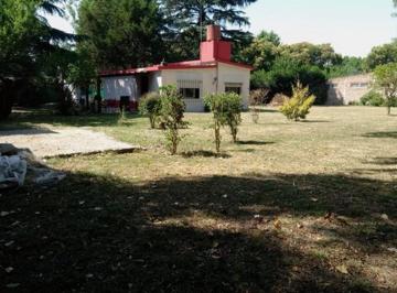 Quinta vacacional · 60m² · 3 Ambientes · 1 Cochera · Venta Quinta en Moreno