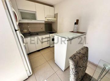 PH · 64m² · 3 Ambientes · 1 Cochera · Venta - Acepta Permuta - PH con Patio y Cochera Doble - Ituzaingo