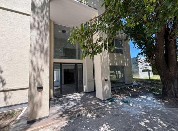 Casa · 335m² · 4 Dormitorios · 2 Cocheras · Venta Casa 4 Dorm. en 2 Plantas La Arbolada