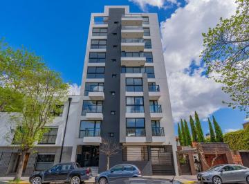 Departamento · 90m² · 3 Ambientes · 1 Cochera · Departamento - Macrocentro