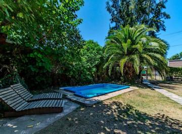 Quinta vacacional · 109m² · 3 Dormitorios · 3 Cocheras · Venta Casa Quinta en del Viso Pilar con Pileta