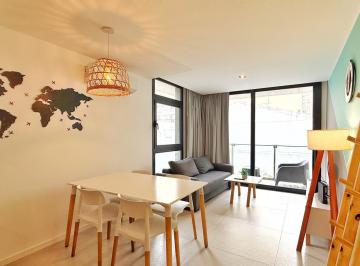Departamento · 50m² · 2 Ambientes · Venta 2 Amb C/ Balcon Al Frente - Plaza Mitre