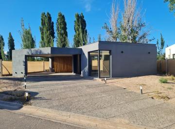 Casa de 5 ambientes, Maipú · Venta - Casa - Lar de Vieytes 3 (Apta Crédito)