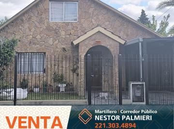 Casa de 5 ambientes, La Plata · Casa 2 Dorm.
