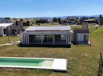 Casa · 114m² · 5 Ambientes · Casa en Venta en Potrero de Garay