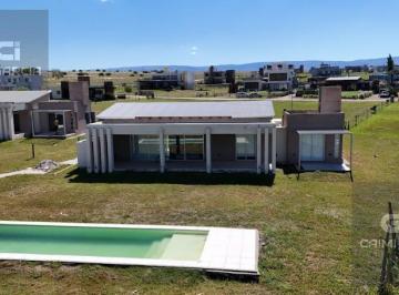 Casa · 114m² · 5 Ambientes · 1 Cochera · Casa en Venta en Potrero de Garay
