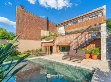 Casa · 355m² · 5 Ambientes · 2 Cocheras · Venta - Casa 5 Ambientes con Parque y Pileta - Barrio San Carlos