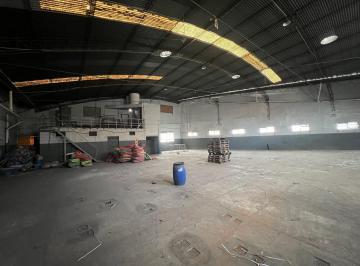 Bodega-Galpón · 1550m² · Galpón Pompeya - Alquiler - Venta