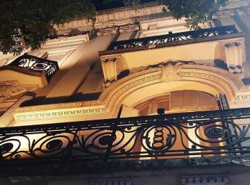 Edificio · 420m² · 23 Ambientes · Edificio Comercial en Venta