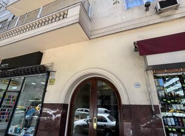 Departamento de 3 ambientes, Barrio Norte · Departamento Al Frente