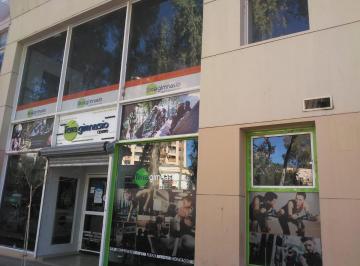 Local comercial · 775m² · 2 Cocheras · Local - Neuquen