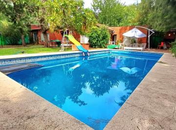 Quinta vacacional · 101m² · 5 Ambientes · 2 Cocheras · Casa Quinta en Venta, 5 Ambientes, en Tortuguitas, Jose C Paz, Gba Norte
