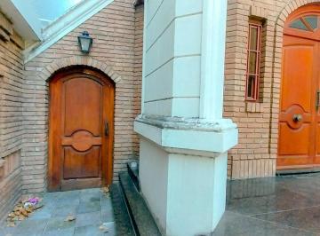 PH · 65m² · 3 Ambientes · 1 Cochera · PH en Alquiler - Caseros