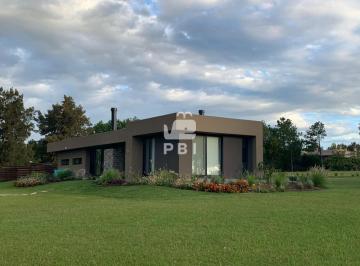 Foto1 · Casa 3 Dorm. - Ref: Pbi14562