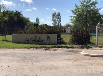 Terreno · 1112m² · Lote en Venta Barrio Privado Las Calandrias