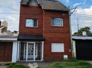 Casa · 140m² · 4 Ambientes · Casa 3 Dorm. en Venta Saladillo