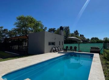 Quinta vacacional · 150m² · 3 Ambientes · Excelente Quinta - Loma Verde