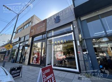 Local comercial · 230m² · 2 Ambientes · Local en Venta - 9 X 19 Entre Piso - Cuadra de Primeras Marcas - Lote Propio