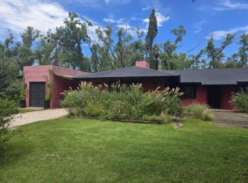 Casa · 177m² · 3 Ambientes · Casa 3 Amb Estilo Campo 177 m² Sobre 2884 m² de Tierra - El Metejón