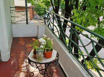 PH · 84m² · 4 Ambientes · PH 4 Ambientes en Parque Chas Venta